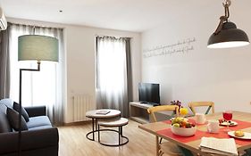 Mh Apartments Ramblas Barcelona